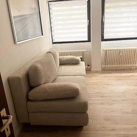 Gemuetliches Zentrales Apartment 2 Min Bis Du Hbf Дуйсбург Екстер'єр фото