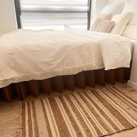 Gemuetliches Zentrales Apartment 2 Min Bis Du Hbf Дуйсбург Екстер'єр фото