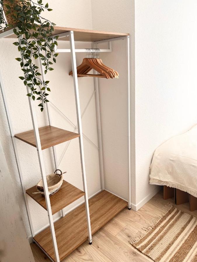 Gemuetliches Zentrales Apartment 2 Min Bis Du Hbf Дуйсбург Екстер'єр фото