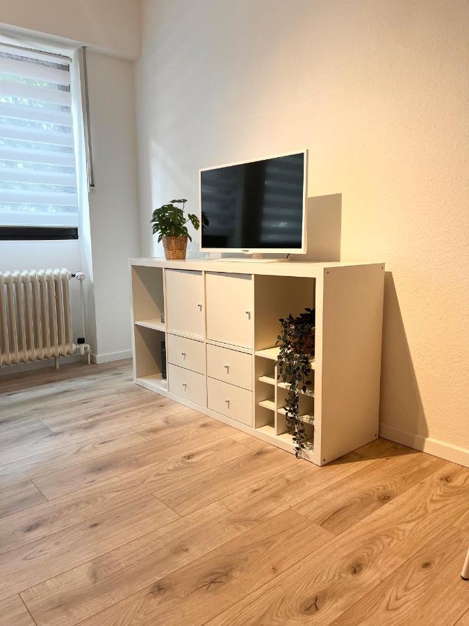 Gemuetliches Zentrales Apartment 2 Min Bis Du Hbf Дуйсбург Екстер'єр фото